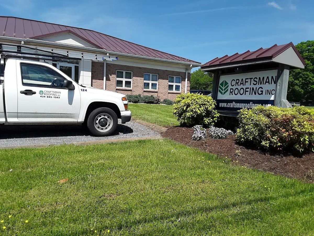 Quality Ice Dam Removal by experienced craftsmen in Downtown Newark